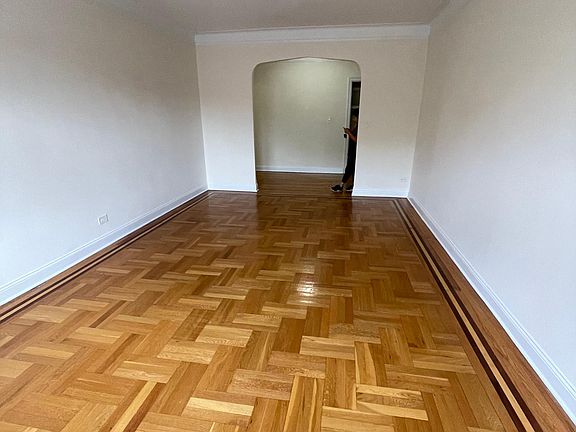 2nd image of 17290 Highland Ave APT 6N