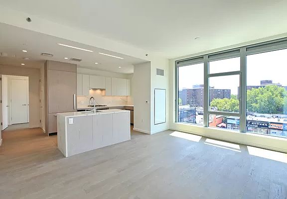4th image of 133-27 39th Ave #3Q