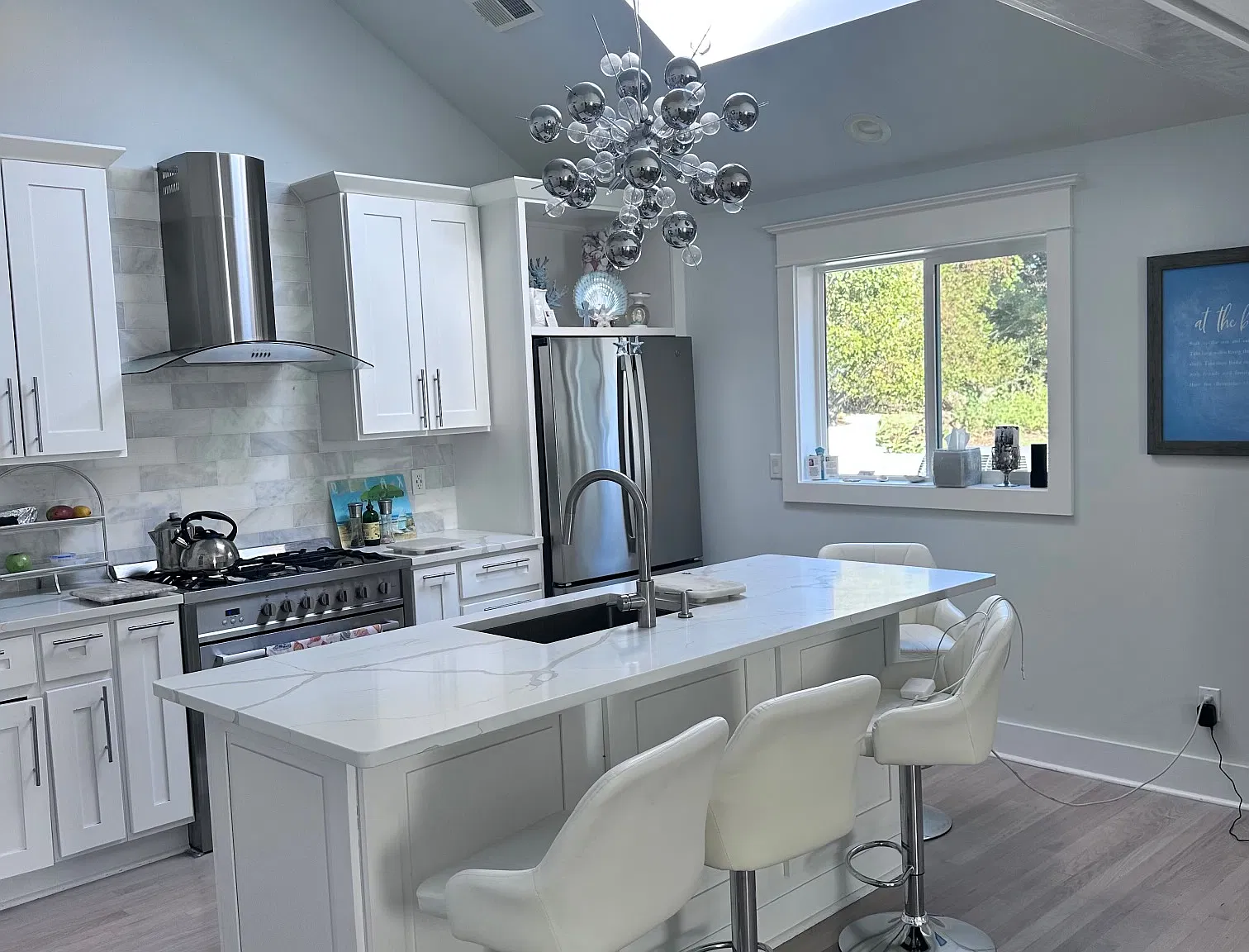 Exquisite Luxury Living — Photo 1