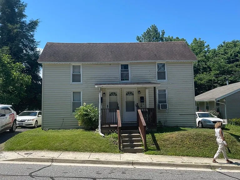 108 Little Kidwell Ave #B — Photo 1