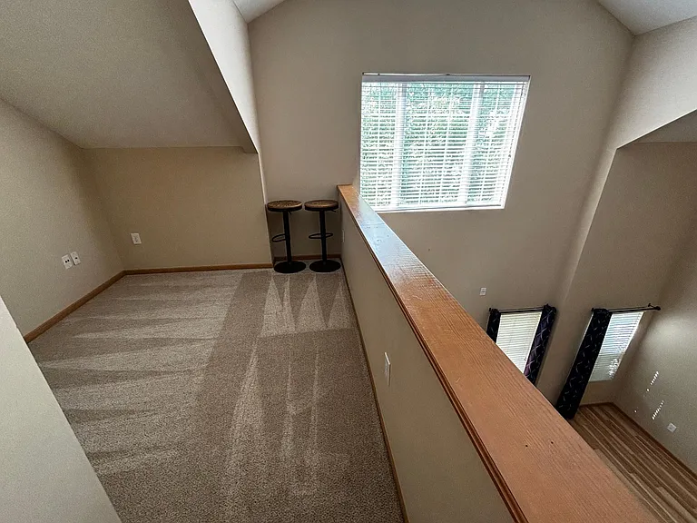 Loft Area (1)