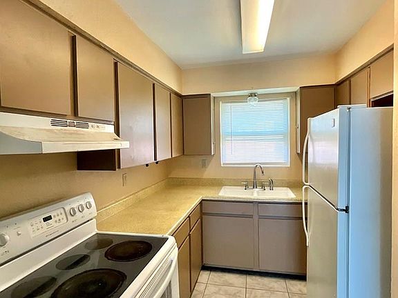 5th image of 4701 Camino Verde Dr