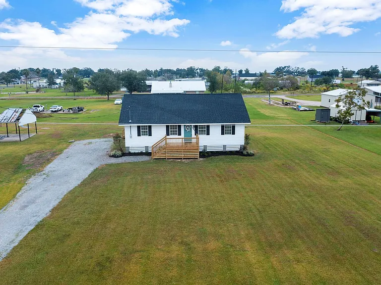 127 Kathy Rd — Photo 11