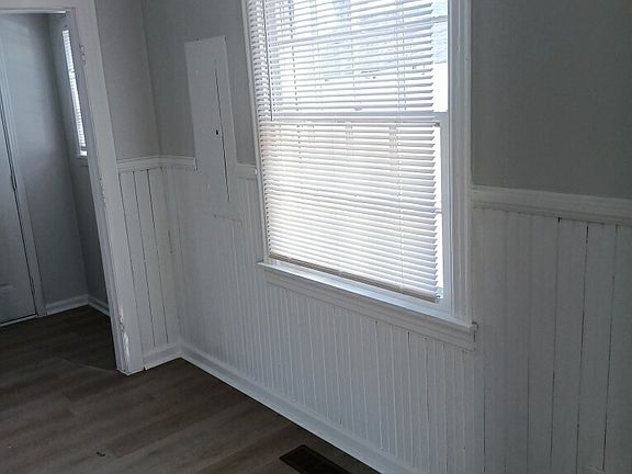 4th image of 511 Margin St