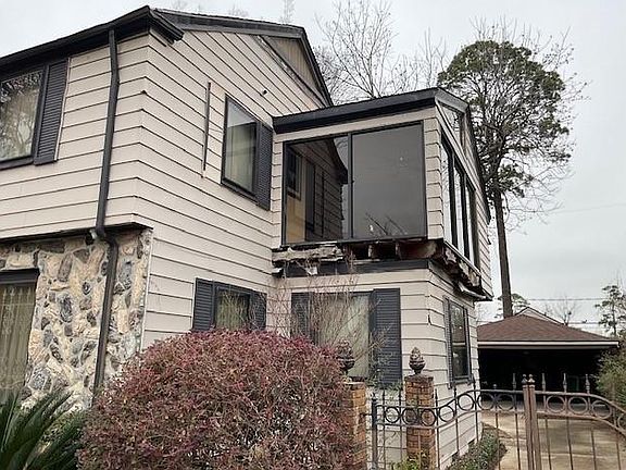 4th image of 3805 Palm St