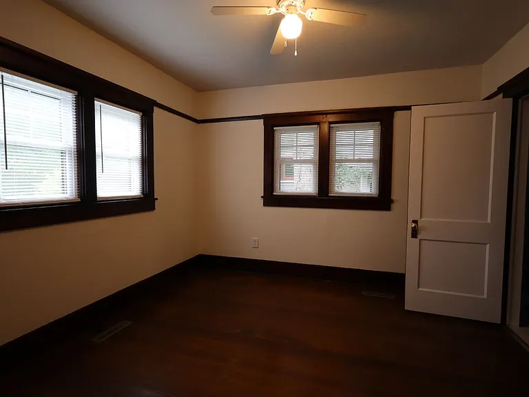 499 Littleton St — Photo 15