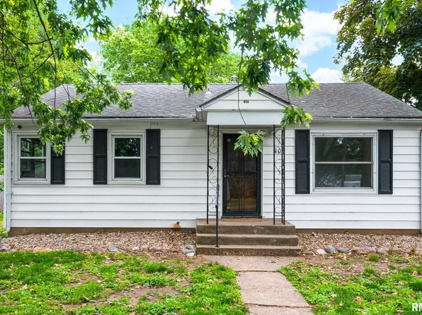 108 S Arthur Ave, Manito, IL 61546