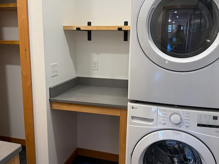 Laundry Room/Bathroom