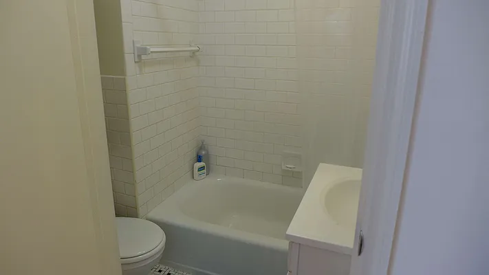 Rented by Garfield Realty  | media 31