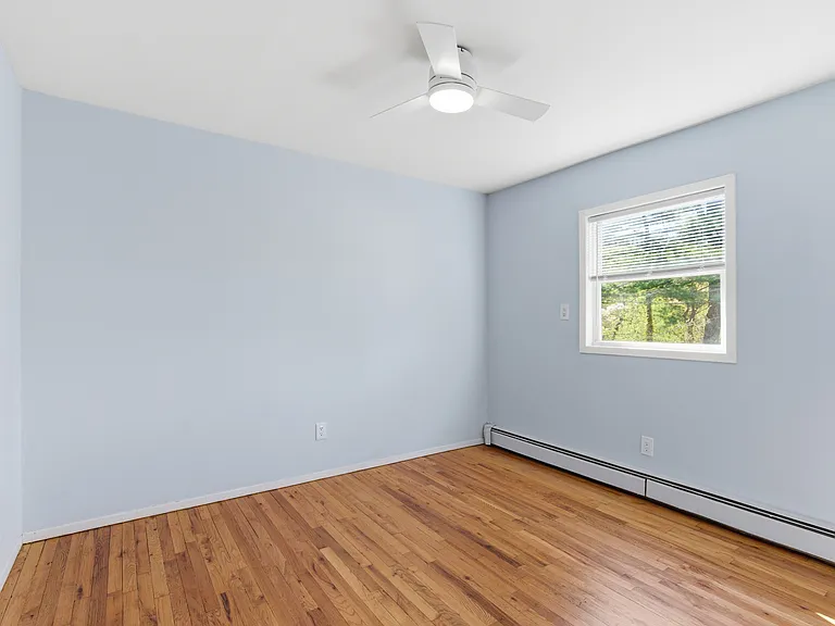41-43 Potter Ln #41 — Photo 15