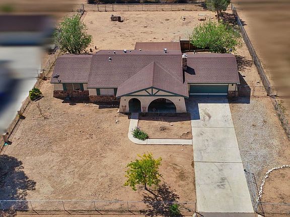 3rd image of 22437 Ramona Ave