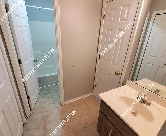 304 N 9th St #B — Photo 20