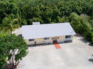 25 Palm Dr, Key Largo, FL 33037