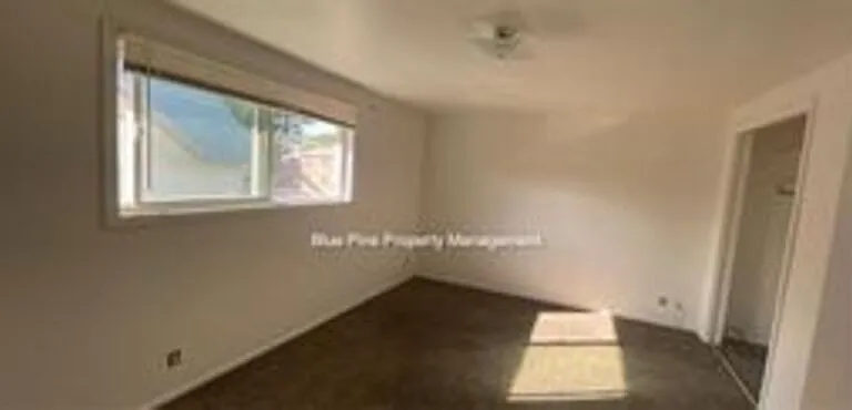 450 H St #1 — Photo 4