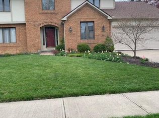 978 Harbor View Dr, Westerville, OH 43081