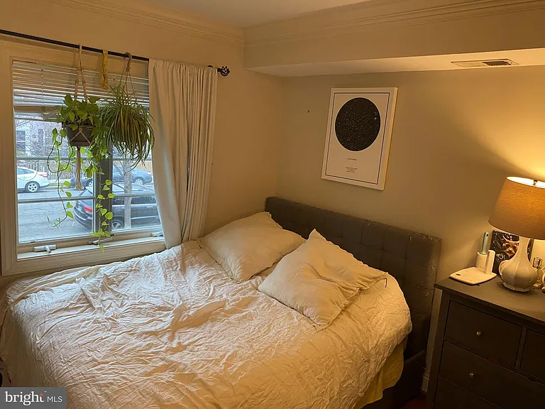 1219 Oronoco St #201 — Photo 12