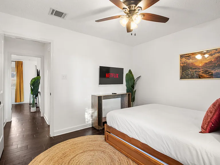 16911 Hibiscus Ln — Photo 19