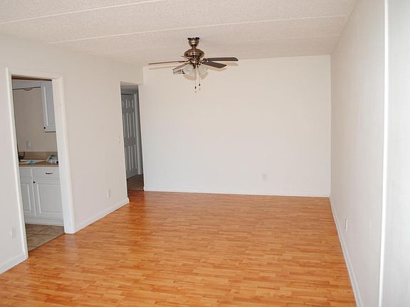4th image of 3401 Townsend Blvd Unit 408