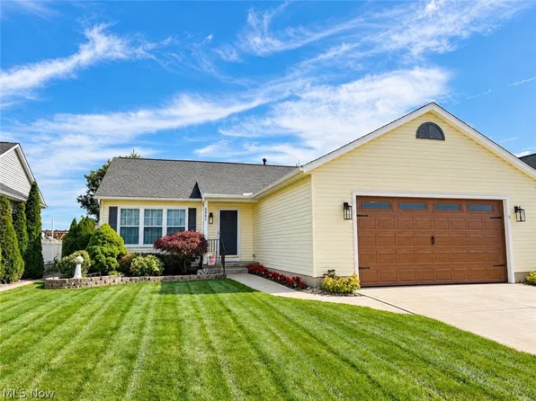 5865 W Breezeway Dr, North Ridgeville, OH 44039