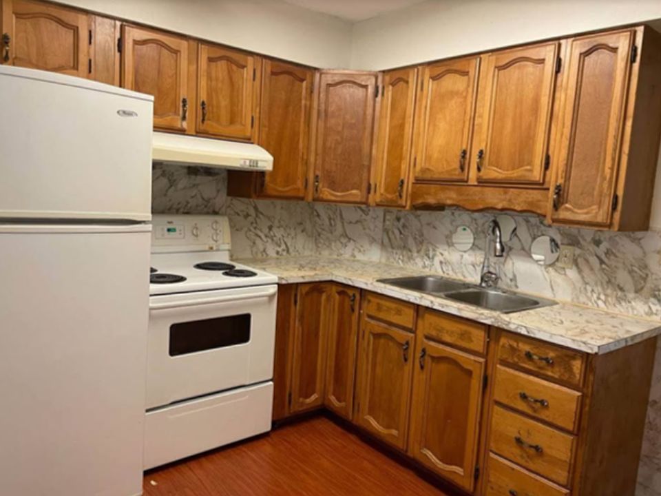 1st image of 13615 Fraser Hwy #2