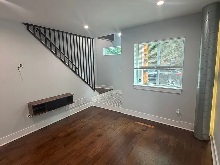 5309 Wickliff St — Photo 49