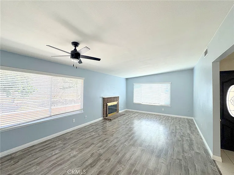 3243 Algonquin Ln — Photo 5