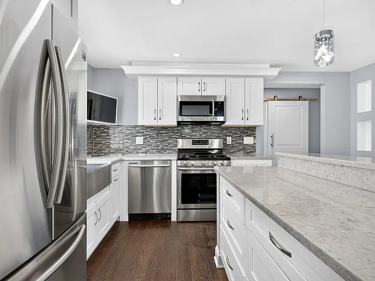 133 Hamilton Ave #1 — Photo 7
