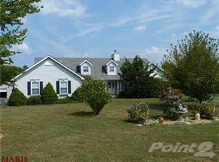 9008 Barrett Dr, Dittmer, MO 63023