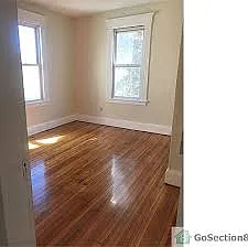 23 Elmwood Ave #3 — Photo 2