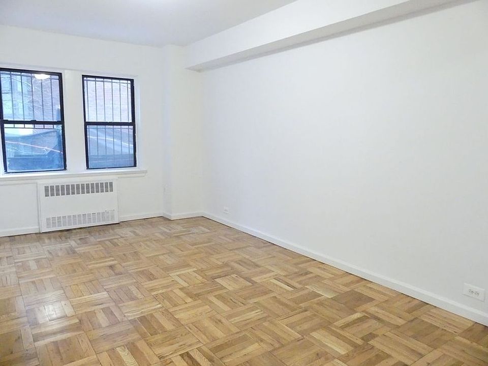 2nd image of 241 6th Ave APT 1A