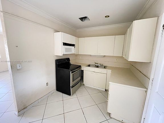 5th image of 1242 NE 145th St