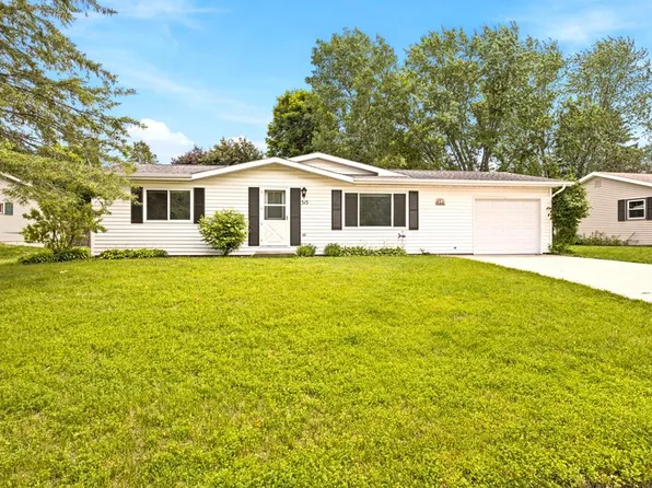 315 W Walnut Dr, Sturgeon Bay, WI 54235