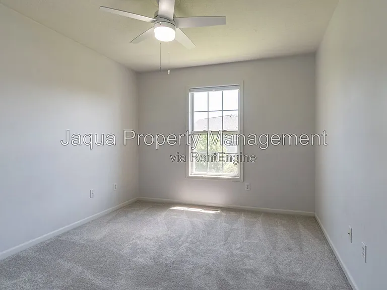 3397 Hampstead Ct — Photo 24
