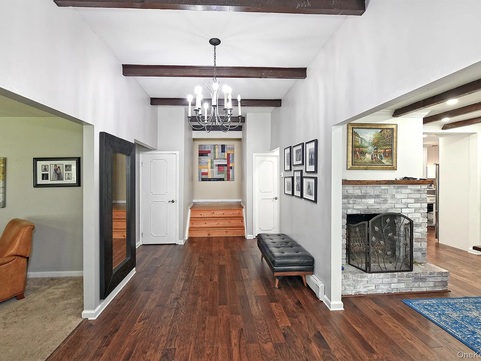 4 bed, 1.5 bath, 2100 sqft, $4,800 — Photo 4