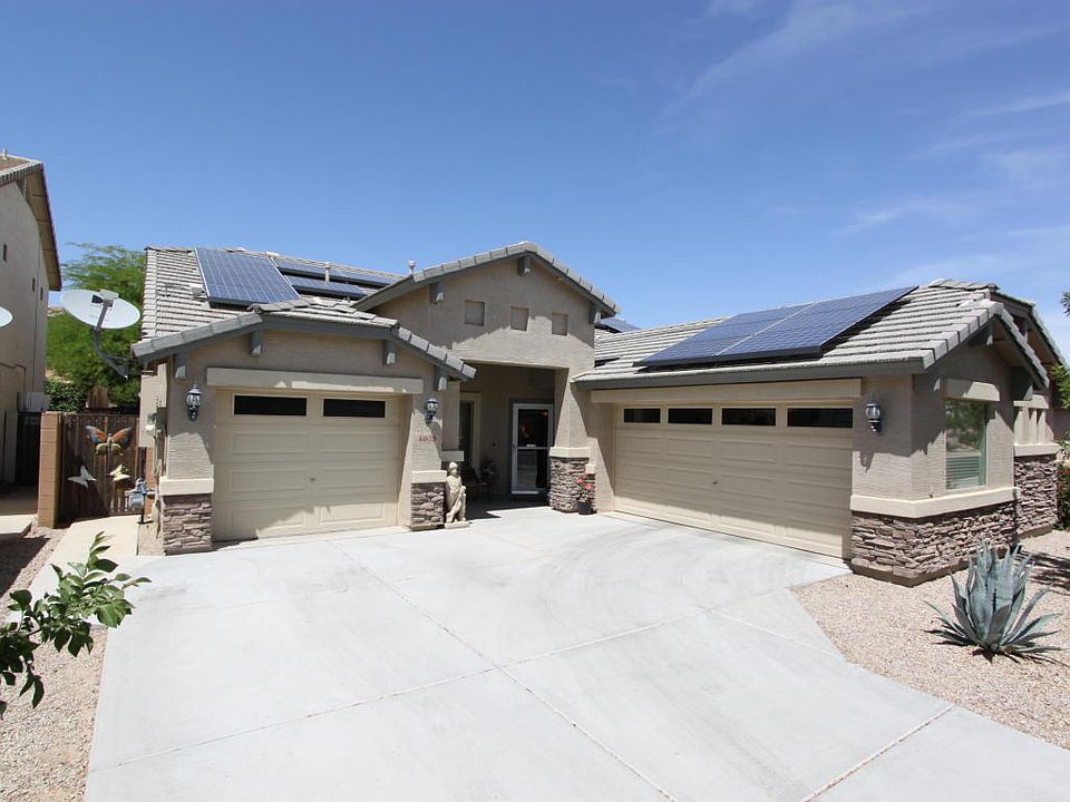 1st image of 44870 W Buckhorn Trl