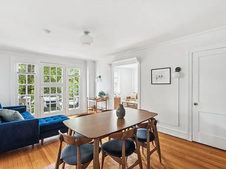 Greenwood Terrace — Photo 8