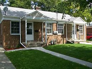 750 W Maple Ave photo 1