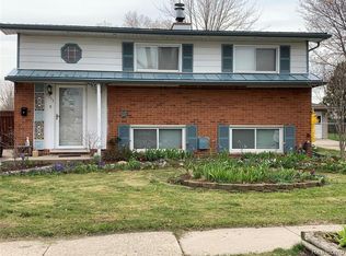 11753 Chattman Dr, Sterling Heights, MI 48313
