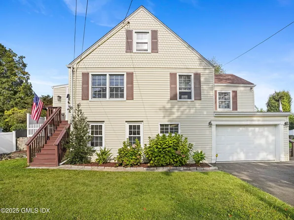 11 Rockland Pl, Greenwich, CT 06831