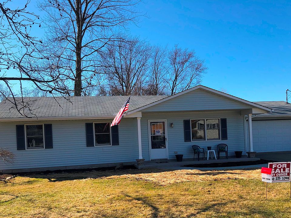1st image of 960 Roberts St