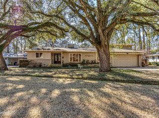 3645 Cavalier Dr, Jackson, MS