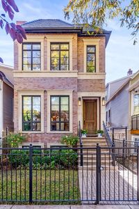 1939 W Fletcher St, Chicago, IL, 60657