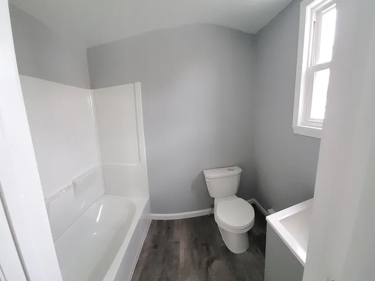 1009 Lincoln Ave #A — Photo 3