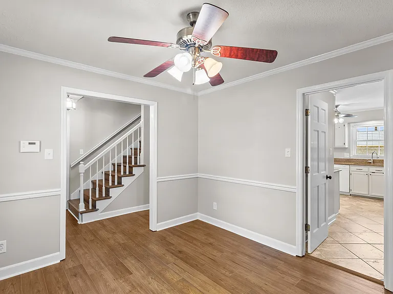 5912 Welford Pl — Photo 4