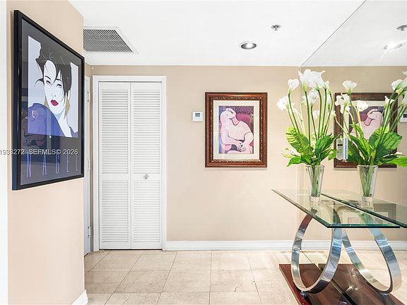 2nd image of 1581 Brickell Ave #107