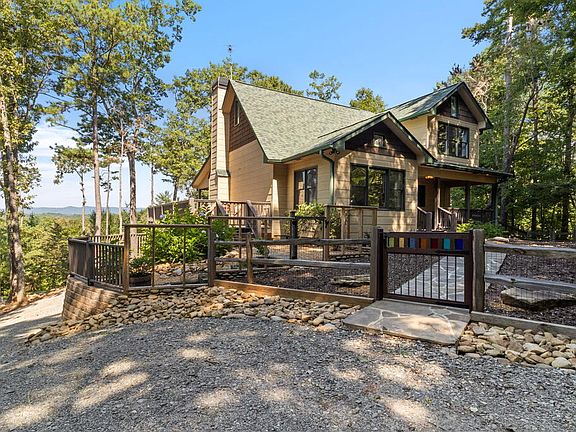 4th image of 35 Dora Ln