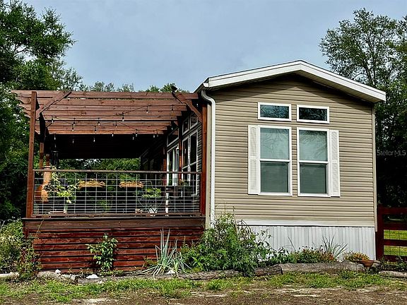 5th image of 3369 NE 53RD TERRACE