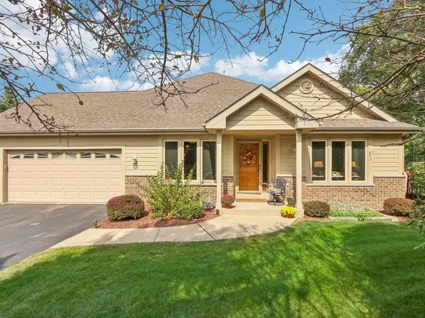 7014 South Fieldstone COURT, Franklin, WI 53132