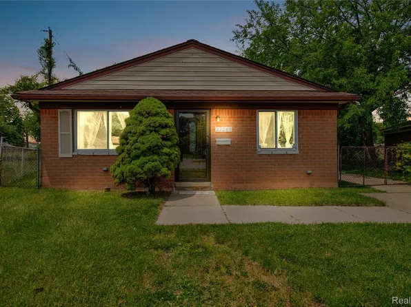 27048 Sally Ct, Taylor, MI 48180