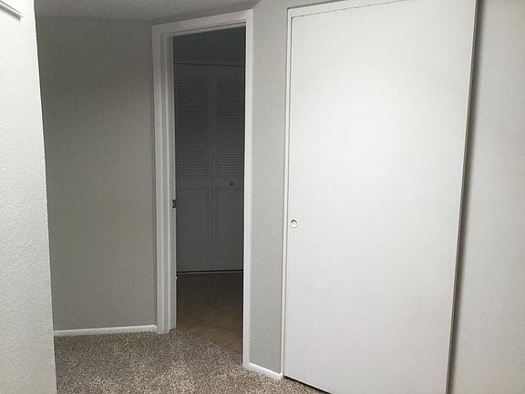 5th image of 7325 N 44th Ave